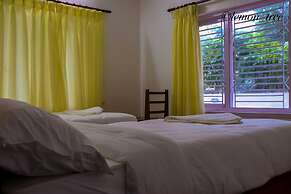 Lemon Tree Apartment and Homestay