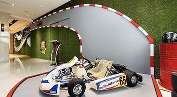 Holiday Garden Hotel SKM Park