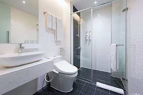 Holiday Garden Hotel SKM Park