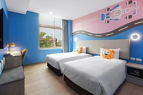 Holiday Garden Hotel SKM Park