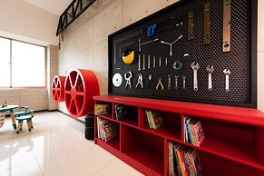 Holiday Garden Hotel SKM Park