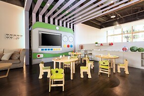 Holiday Garden Hotel SKM Park