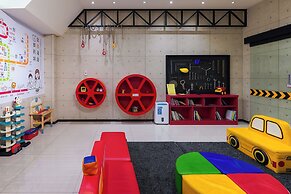 Holiday Garden Hotel SKM Park