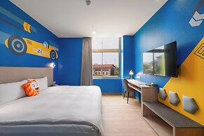 Holiday Garden Hotel SKM Park