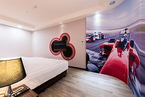 Holiday Garden Hotel SKM Park