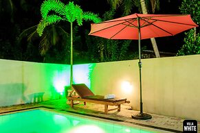 Villa White