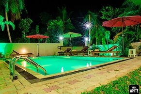 Villa White