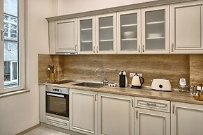 Baratero City II Apartment