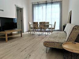 Baratero City II Apartment