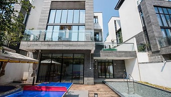 Moon River Sunshine Villa