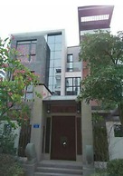 Moon River Lake View Villa