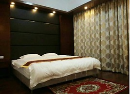 Moon River Lake View Villa