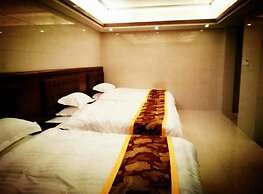 Moon River Lake View Villa