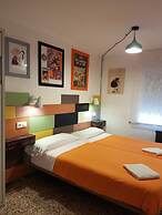 Barri Antic Hostel & Pub