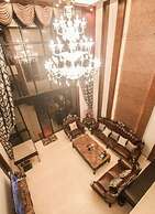 Moon River European Style Villa