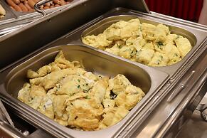 QueenSir International Hotel