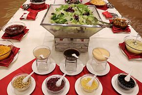 QueenSir International Hotel