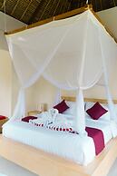 Three Gold Luxury Private Villa