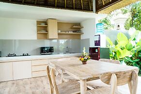 Three Gold Luxury Private Villa