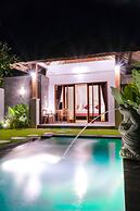 Three Gold Luxury Private Villa