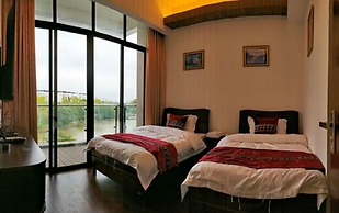 Moon River Villa No 12