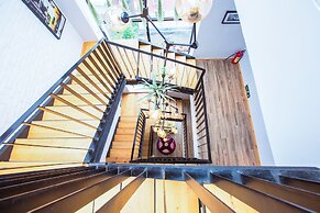 Maan Coco Travelling Boutique Inn