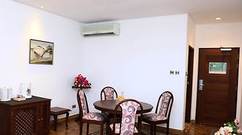 Travellers Beach Hotel & Club