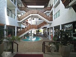 Travellers Beach Hotel & Club