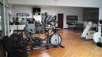 Travellers Beach Hotel & Club