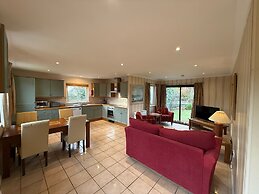 The Airds Hotel & Restaurant