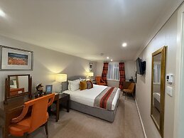 The Airds Hotel & Restaurant