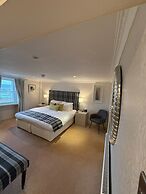 The Airds Hotel & Restaurant