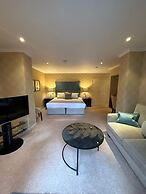 The Airds Hotel & Restaurant