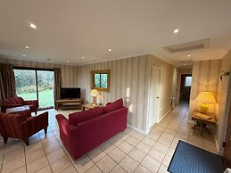 The Airds Hotel & Restaurant