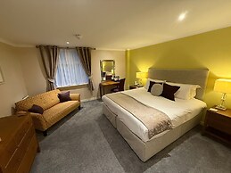 The Airds Hotel & Restaurant