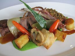 The Airds Hotel & Restaurant