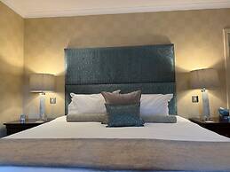 The Airds Hotel & Restaurant