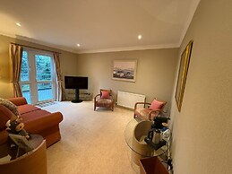 The Airds Hotel & Restaurant