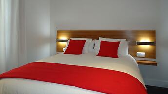 Apartamentos Turisticos Mauror