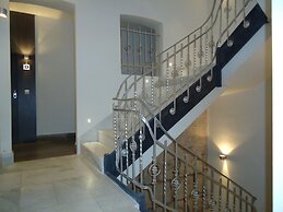 Apartamentos Turisticos Mauror