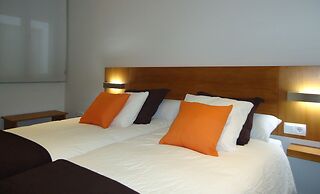 Apartamentos Turisticos Mauror