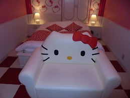 HOTEL MOULIN ROUGE - Adults Only