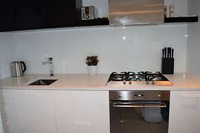 Executive Stay on Little Collins