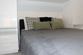 Executive Stay on Little Collins