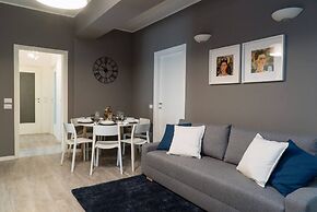 Large Apartment near City Center