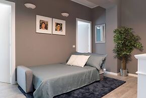 Large Apartment near City Center