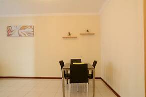 Luxury Design Grand Palace Kemayoran Apartment With Private Bathtub