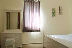 Luxury Design Grand Palace Kemayoran Apartment With Private Bathtub