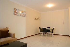 Luxury Design Grand Palace Kemayoran Apartment With Private Bathtub