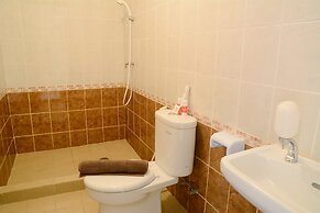 Luxury Design Grand Palace Kemayoran Apartment With Private Bathtub